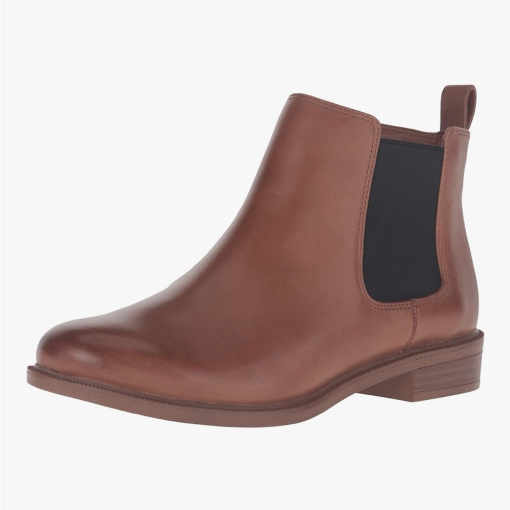 Clarks Leather Chelsae Boots size 38